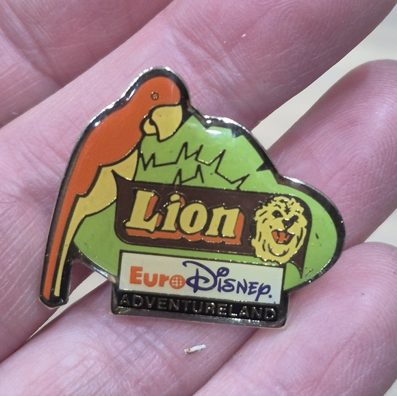 Euro Disney Enamel Pin "Lion" Adventureland - Picture 5 of 16
